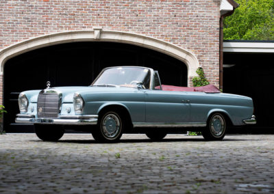 1963 Mercedes-Benz 220 SEb Cabriolet