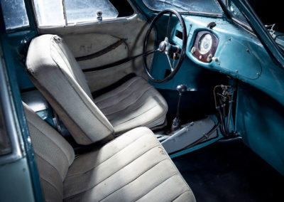 1939 Porsche Type 64 vue de l'intérieur depuis le côté passager