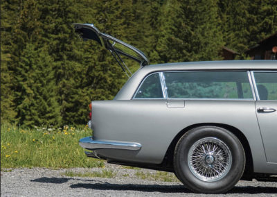 1965 Aston Martin DB5 Shooting Brake by Radford ouverture du hayon