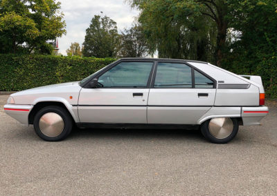 1989 Citroen BX 19 GTI vue latérale côté gauche