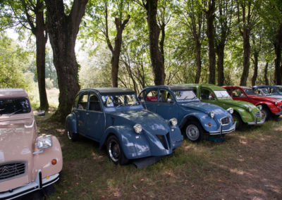 Citroën 2CV née avec une malformation du nez