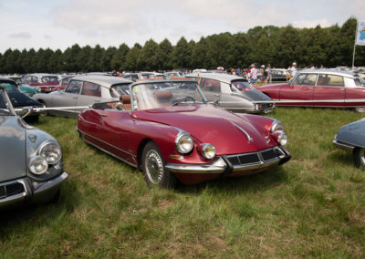 Citroën DS cabriolet par Ivanoff