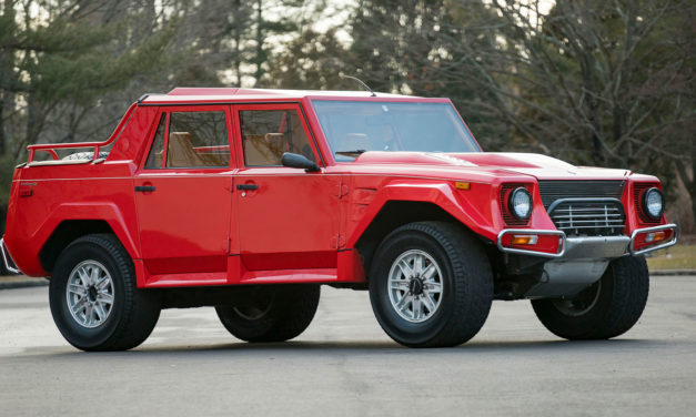 Peur sur les villes : d&rsquo;énormes 4×4 fascinants veulent les envahir