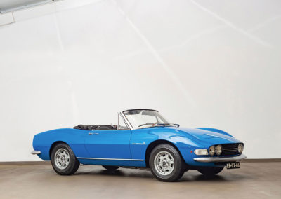 1967 Fiat Dino Spider by Pininfarina vue trois quarts avant droit - The Saragga Collection