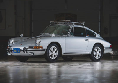 1967 Porsche 911 S Coupe vue trois quarts avant gauche - Taj Ma Garaj.