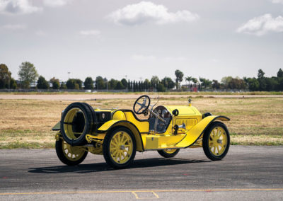 1915 Stutz Model 4F Bearcat - Sold for $330 000.