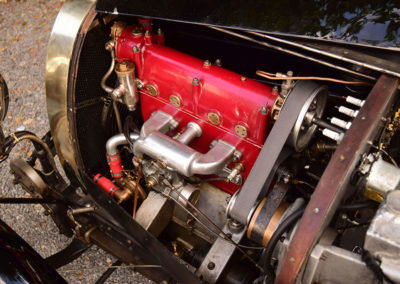 1924 Bugatti Type 23 Biplace Sport premier moteur à quatre soupapes par cylindre.