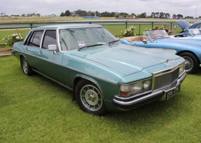 1980-85 WB Holden Caprice Series II vue trois quarts avant droit.