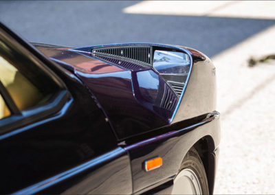 1991 Autech Zagato Stelvio AZ1 détail du rétroviseur droit.