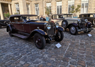 Deux autres très belles Hispano-Suiza H6.