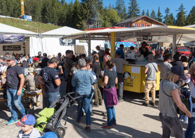 Point central de ralliement le bar de la Marmotte, non pas celle avec le papier d'alu.