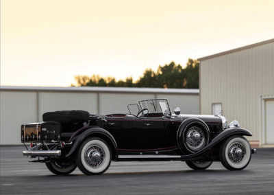 1930 Cadillac V-16 Sport Phaeton by Fleetwood quatre places cheveux au vent.