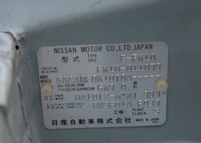 1991 Nissan Figaro plaque d'identification du constructeur.