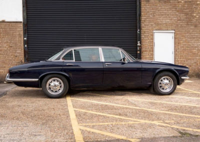 1978 Daimler Double Six en concurrence avec la Mercedes-Benz 450 SEL 6.9.