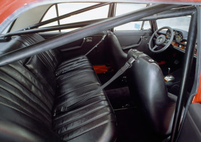 AMG Rote Sau 1971 AMG 300 SEL 6.8 arceau cage et ceintures circuit.
