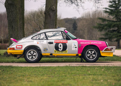 1975 Porsche 911 Carrera MFI Safari Rally Car latéral côté droit.