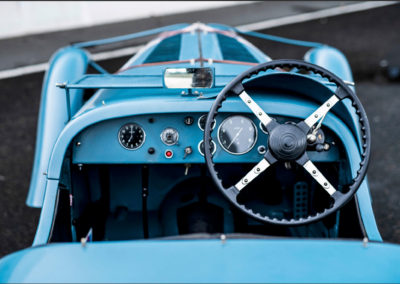 1936 Delahaye 135 S Compétition Châssis N° 46810 tableau de bord comportant le strict minimum pour la course