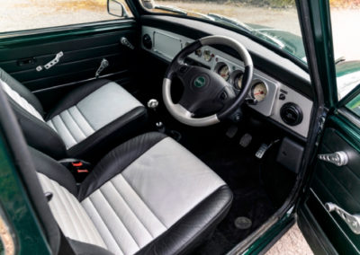 2000 Rover Mini Cooper Sport poste de conduite et tableau de bord - Classic Car Auctions mars 2021.