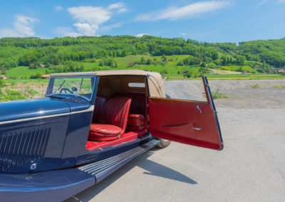 1934 Bentley 3.5-Litre Drophead Coupé - Les portes s'ouvrent dans le sens contraire de la marche - Enchères au Swiss Classic World.