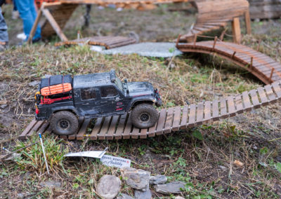 Barzettes - Les jeunes ne sont pas oubliés ils peuvent s'initier à un mini-jeeping.