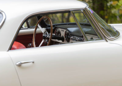 1961 Lancia Flaminia 2500 GT Touring les portières sont munies de déflecteurs.