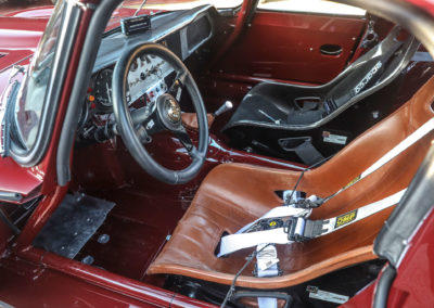 1961 Jaguar E-Type 3.8-Litre Series I Competition – modifiée aux spécifications Semi Lightweight pour des courses historiques – Gooding à Rétromobile.