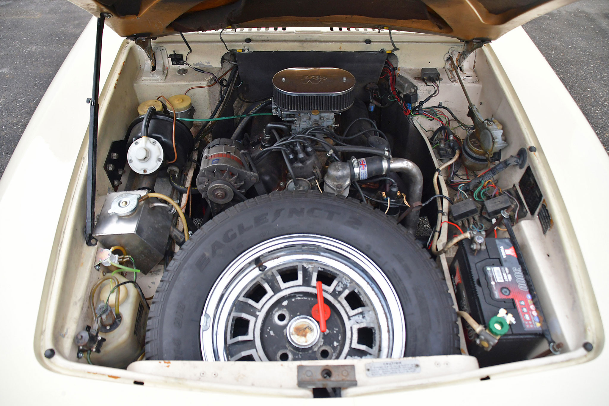 1971 Reliant Scimitar GTE SE5 – moteur de 2994 cm³ boîte 4 rapports overdrive et volant à droite tout pour rouler différent.