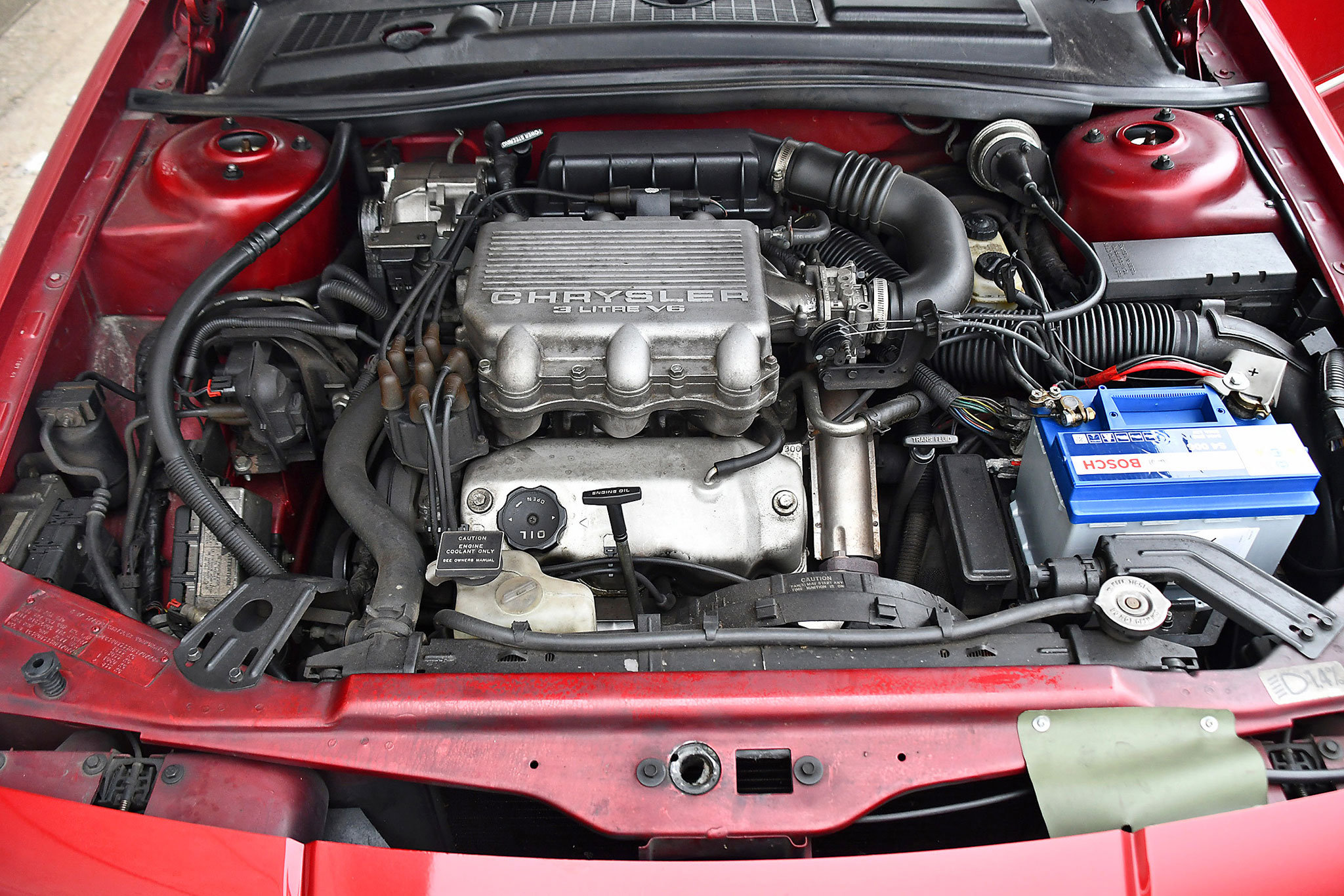 1994 Chrysler LeBaron 3.0 V6 LX – moteur V6 de 3.0-Litre d’origine Mitsubishi avec 136 chevaux.