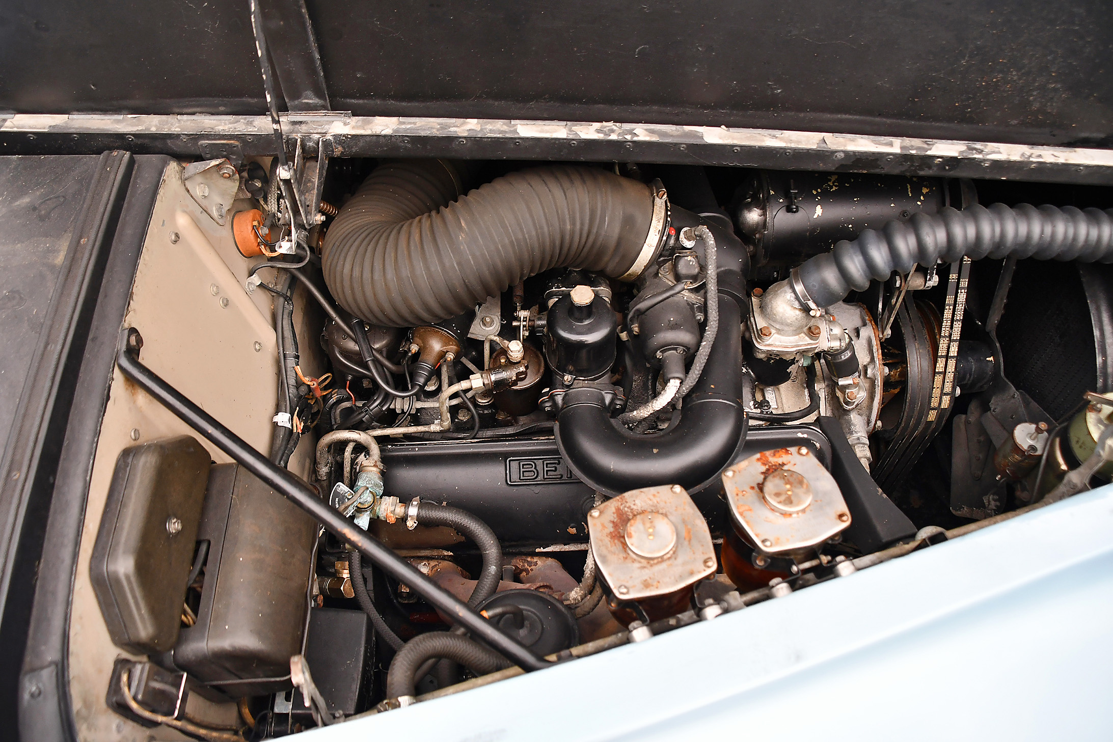 1961 Bentley S2 Continental 2-Door – le moteur de 6230 cm³ délivre 200 chevaux sages, mais suffisants.