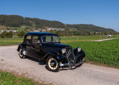 1948 Citroën 11 BL – Une des voitures mythiques françaises qui a fait couler beaucoup d’encre - Véhicules d'Exception.