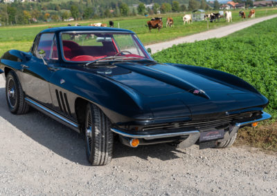 1965 Chevrolet Corvette C2 Sting Ray – Un des mythes américains à quatre roues qui ne laisse personne indifférent - V8.