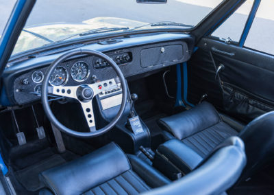 1969 Bond Equipe 2-Litre GT – Un équipement complet ainsi que des sièges assez confortables pour cette 2+2 - Véhicules d'Exception.