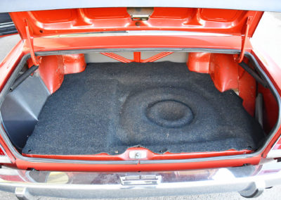 1974 Fiat 124 CC Sport Coupé 1600 – Le volume du coffre est de 270 dm³ et abrite la roue de secours - Véhicules d'Exception.