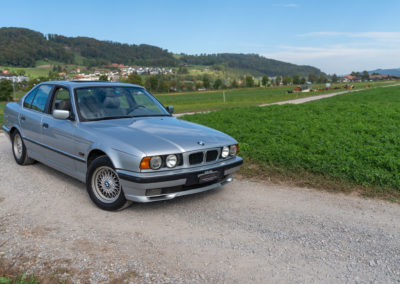 1994 BMW 540i – Une berline discrète qui cache bien son jeu avec un V8 de 4.0-Litre - V8.