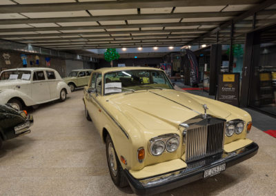 Couleur originale pour cette Rolls-Royce Silver Shadow série III.