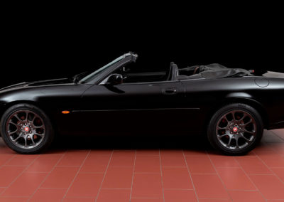 2000 Jaguar XKR 4.0-Litre - Emil Frey Classic Auctions.