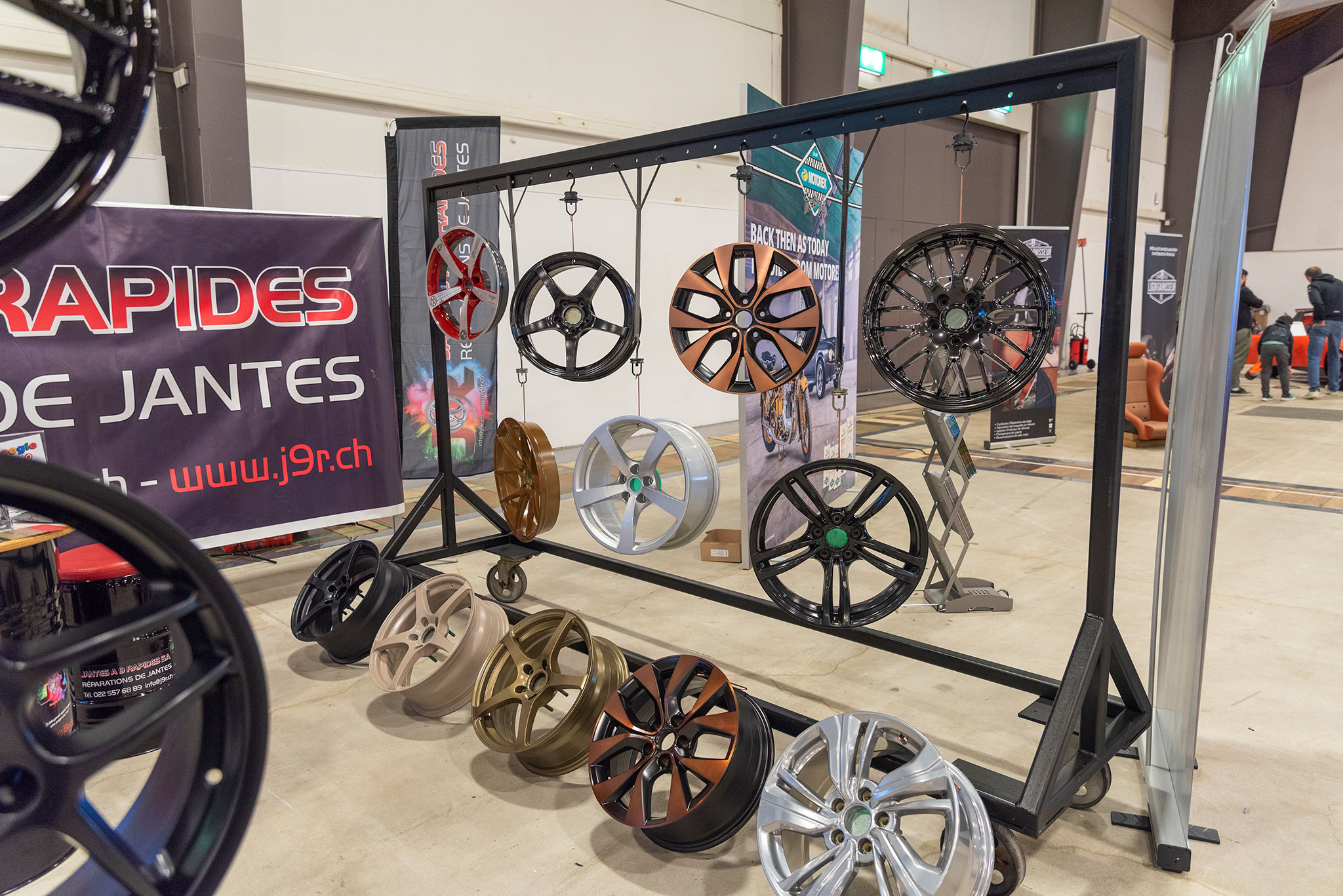 Quelques exemples de réparation : rénovation de jantes pour tous types de véhicules – Salon Romand Vintage Motors 2025.