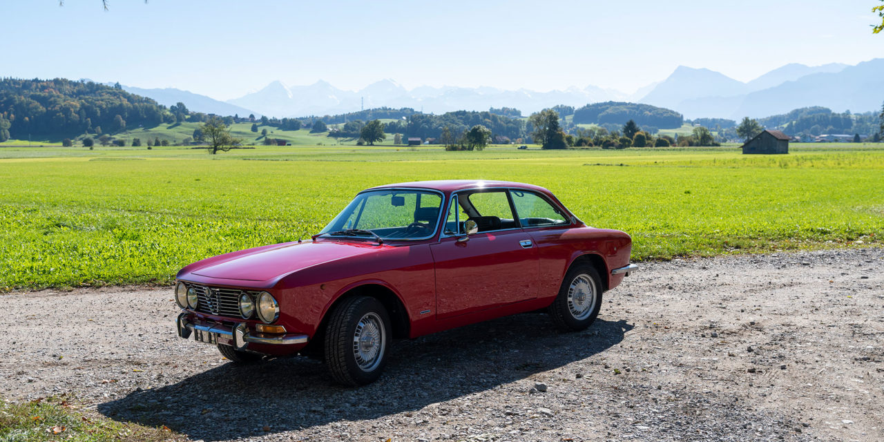 2000 représente la cylindrée de cette Alfa Romeo GTV